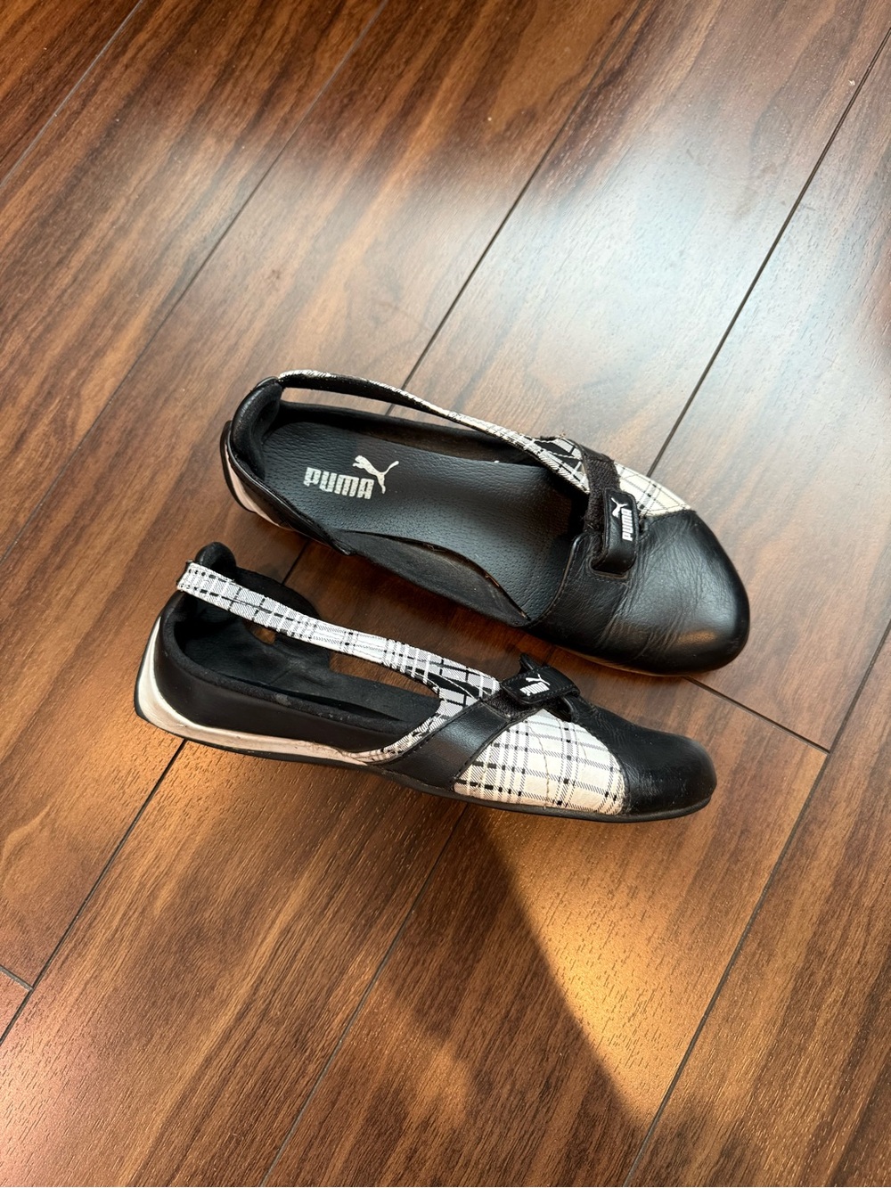 Puma ballet flats y2k